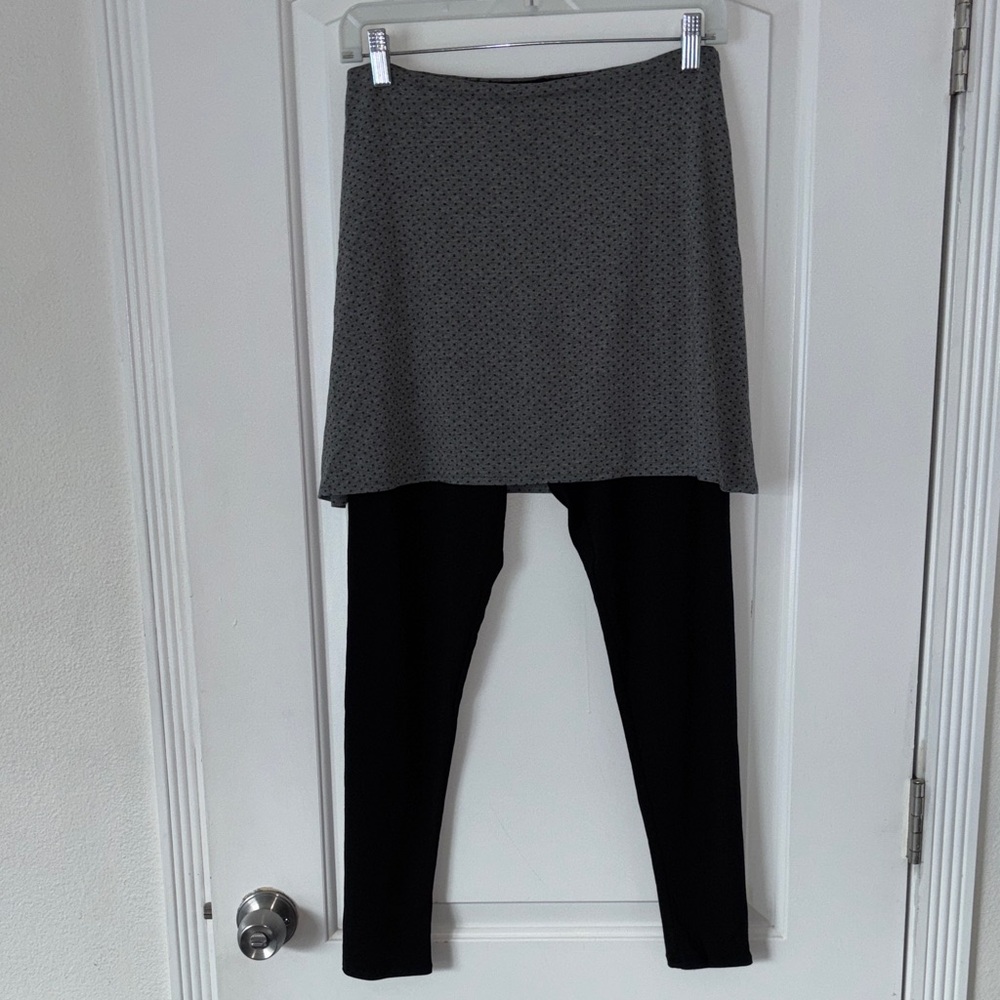 F.H. Clothing Co Spantaloons skirted leggings polka dot black M fat hat